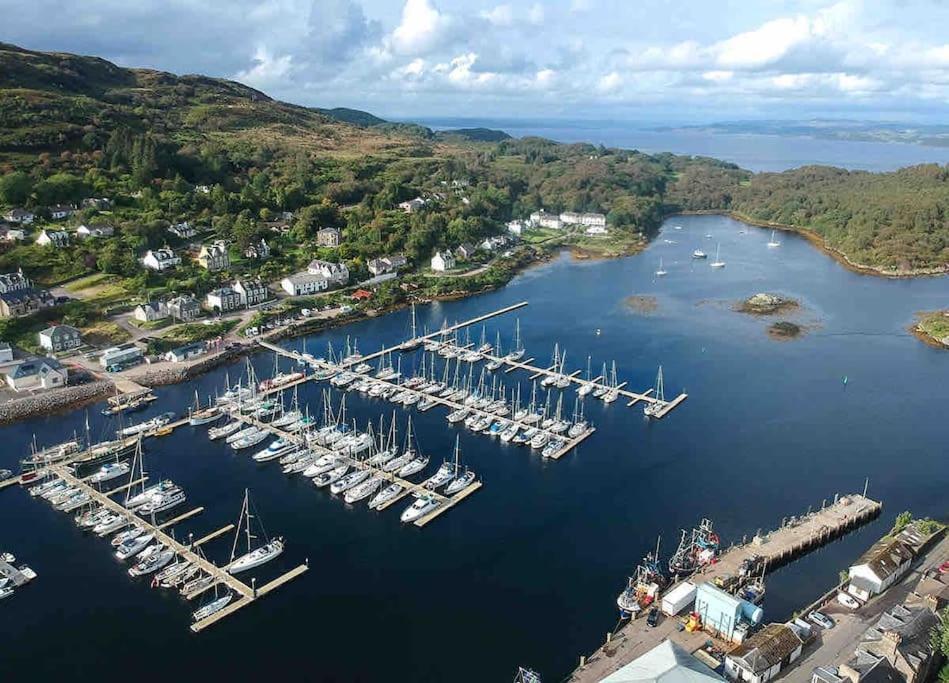 Penlea ~ 1 Bedroom Flat With Harbour View Tarbert  Exterior foto